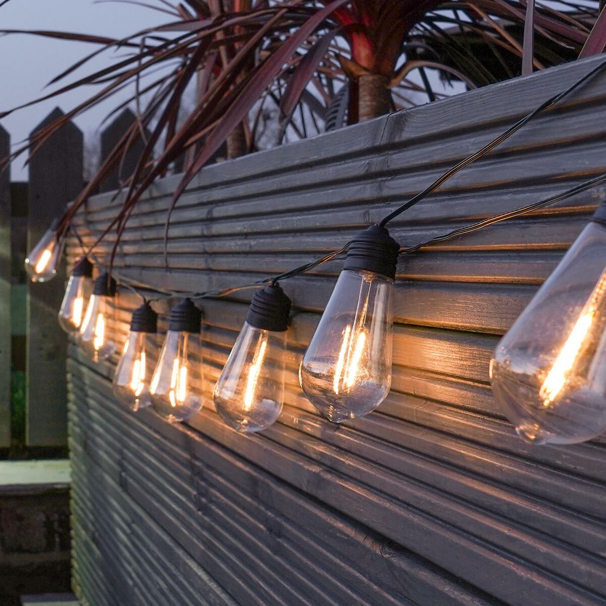 Solar Filament Effect Warm White LED Festoon Lights